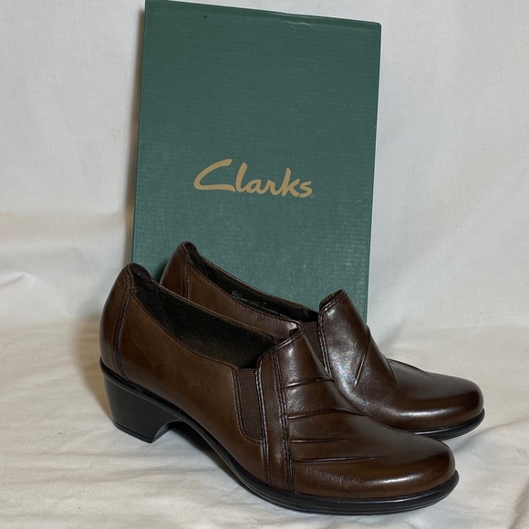 Clarks Shoes - Clark’s Partridge Brown Leather heeled slip-on shoes - Women-7.5M NWT